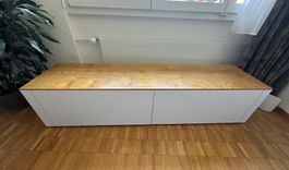 Schönes TV-Möbel mit circa 180cm Breite