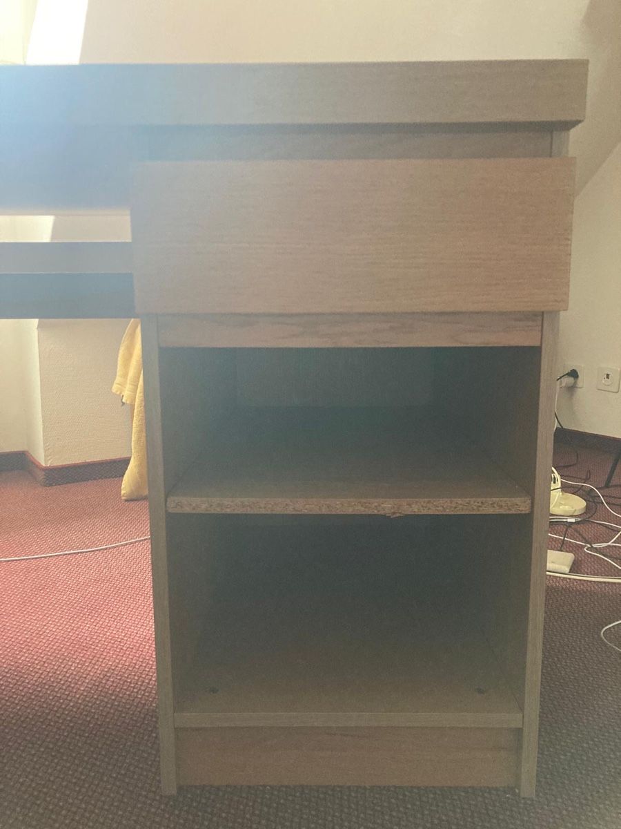 Schreibtische: Bureau IKEA  – Gebraucht aus Villars-sur-Glâne von Miriam.yhs 1