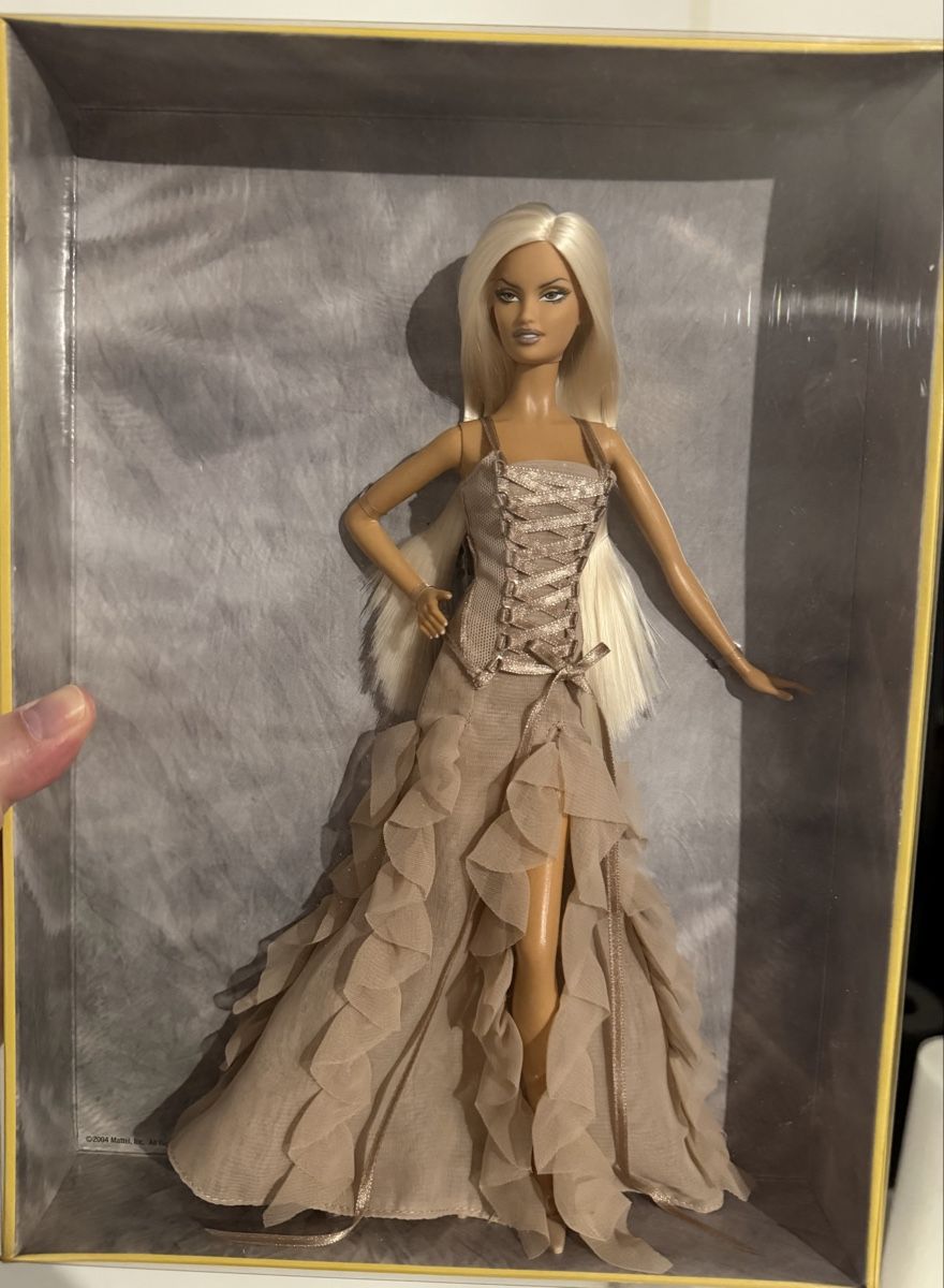 Bambole: Versace Barbie Gold Label – Nuovo e nell'imballaggio originale da Bürglen TG venduto da SonneMondSterne99 5