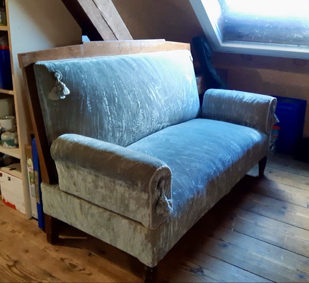 Divani: Antikes Sofa / Kanapee, hellblau, Holz, Top Zustand – Usato da Eglisau venduto da Prischi.Prischi 1