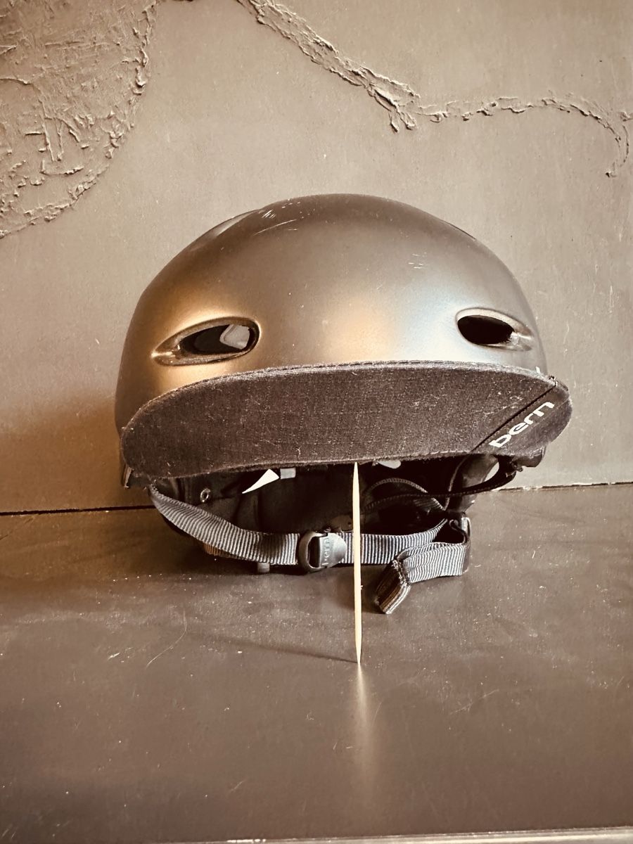 Helme: Velohelm Bern gebraucht Grösse M-L – Gebraucht aus Luzern von ni-ko