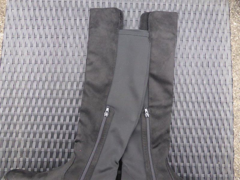 Scarpe da donna: Overknee Stiefel schwarz Gr.38 – Usato da Schübelbach venduto da Dolly990_2 2