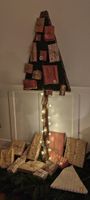 Adventskalender Klaus, der Tannenbaum aus Holz und Moos
