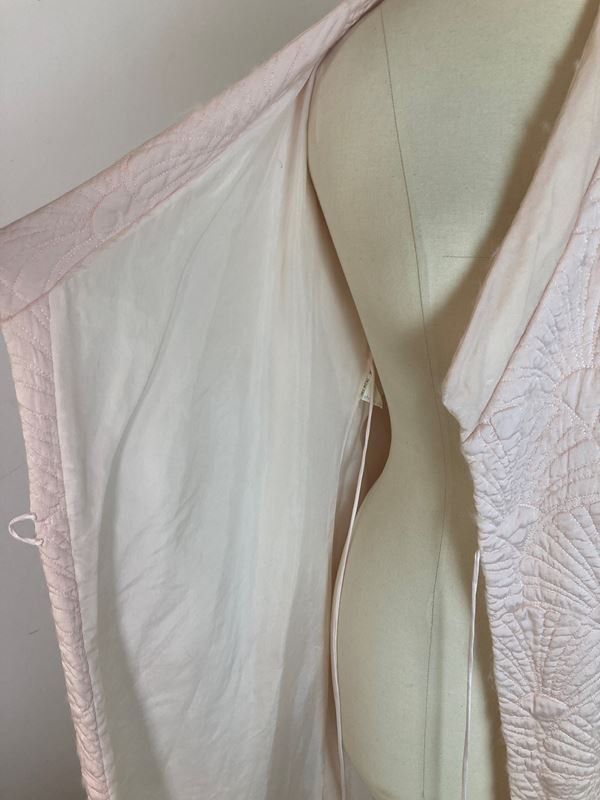 Dior Cappotti: DIOR | Hausmantel | Seide und Kaschmir | M – Usato da Wittenbach venduto da Restwert_St-Gallen 8