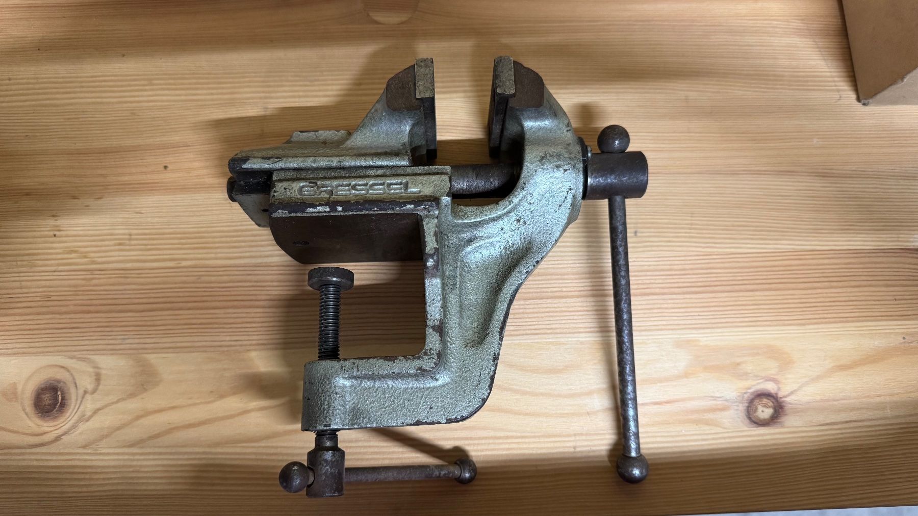 Gressel Alle Werkzeuge: GRESSEL Tischschraubstock (60mm Backenbreite) – Gebraucht aus Neunkirch von StadtOaseGmbH 1