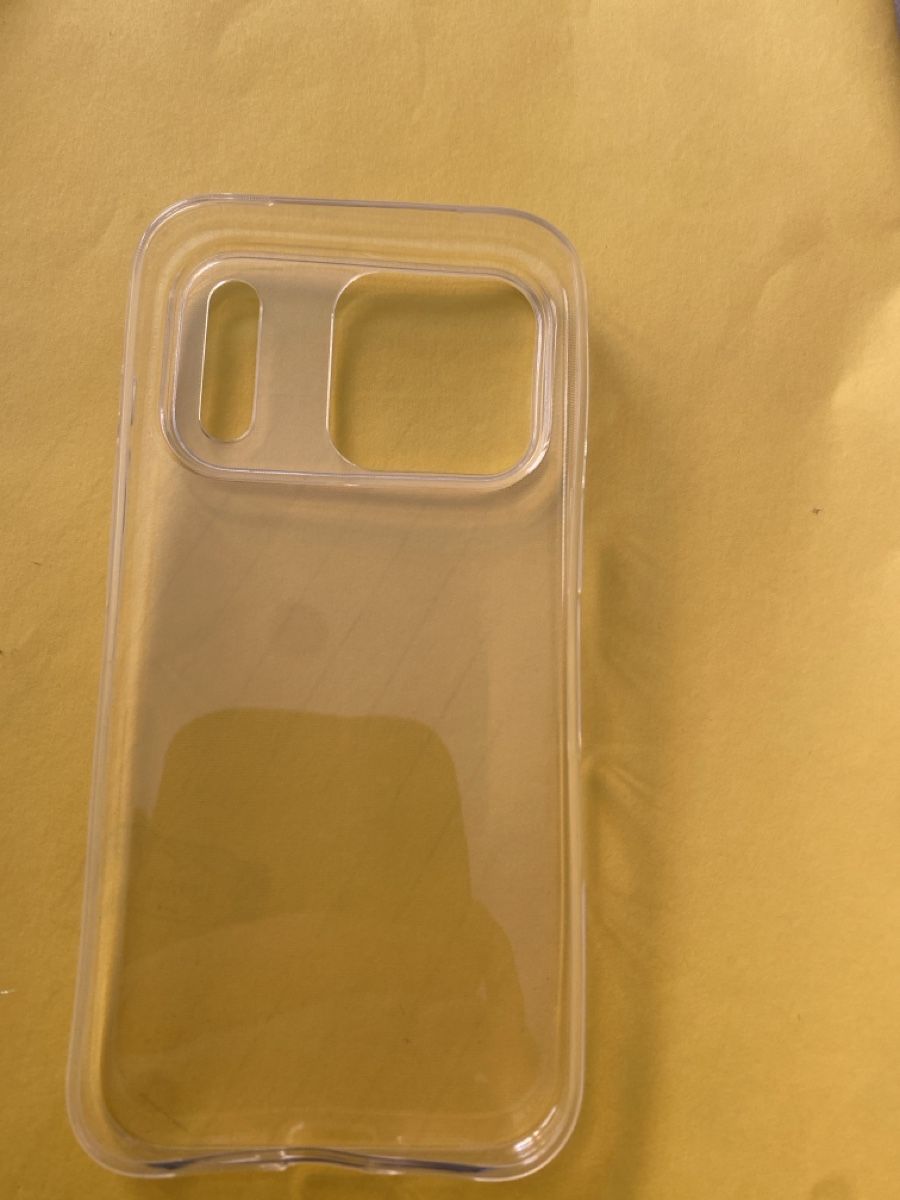 Apple Covers & Schutzfolien: Cover iPhone 17 pro – Neu und originalverpackt aus Buttikon SZ von flo_k28b 1