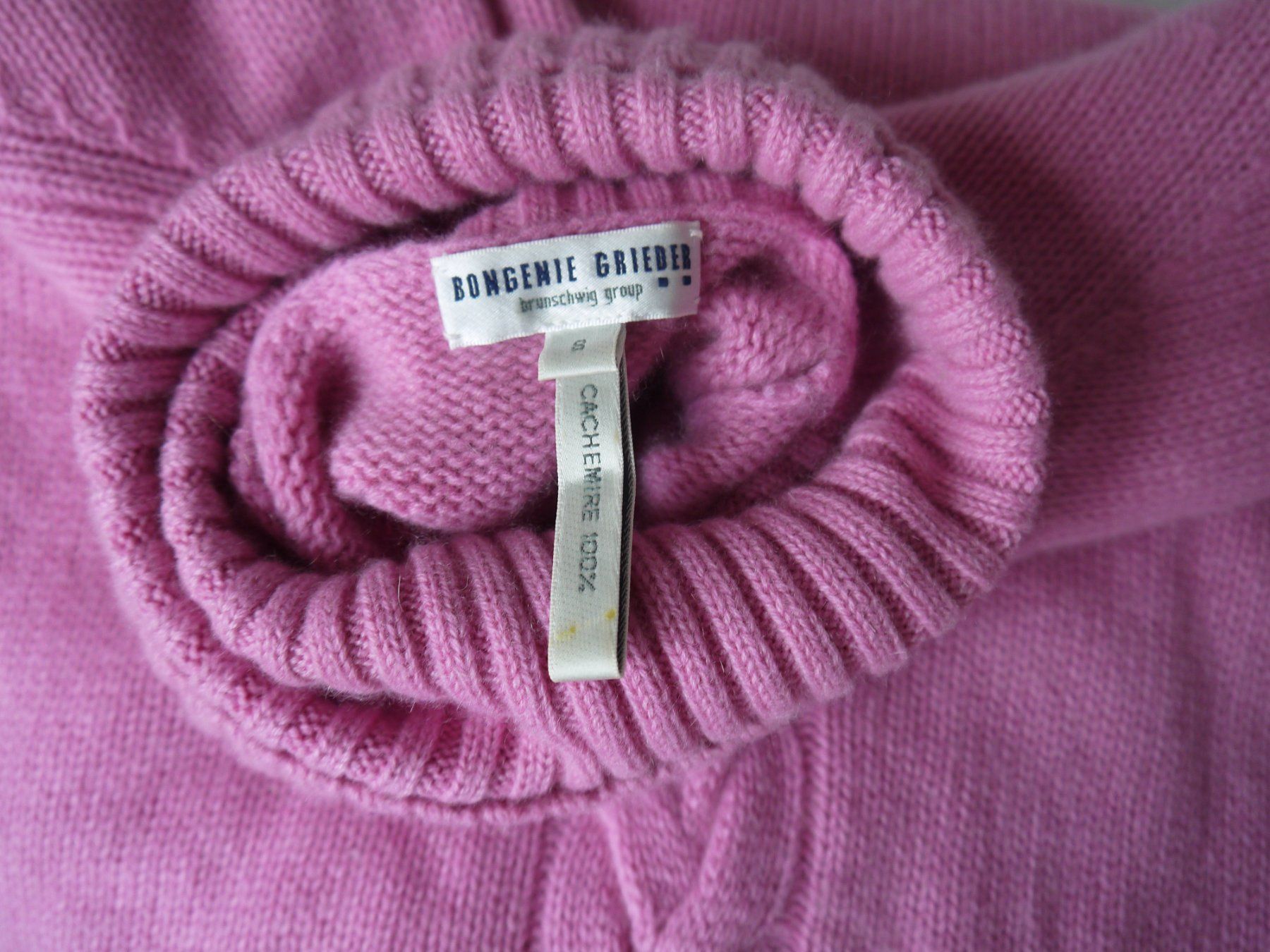 Bongénie Grieder Maglioni & Felpe: BONGENIE GRIEDER Pullover aus 100% Kaschmir – Usato da Hagendorn venduto da Blaf 1