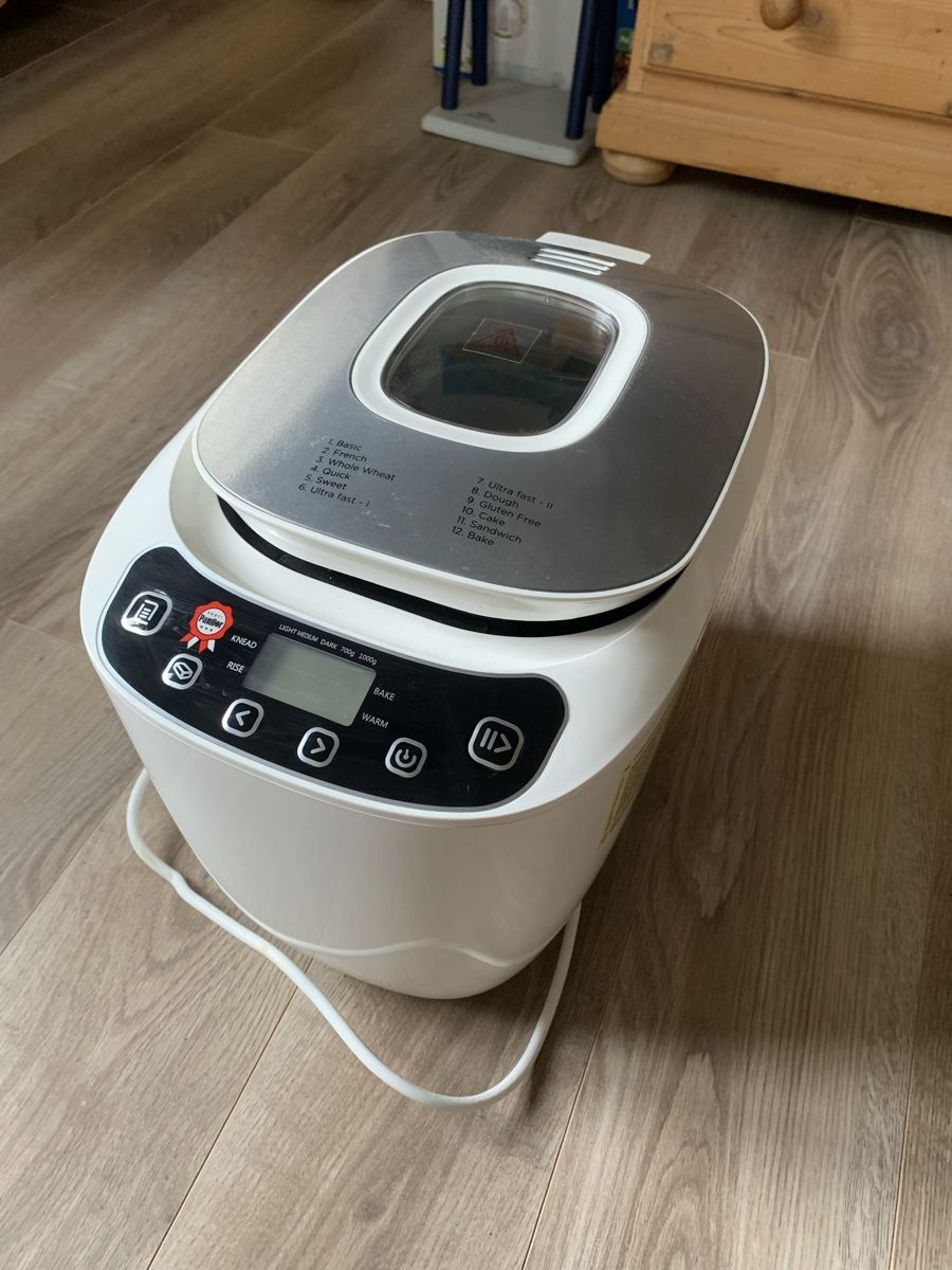Küchengeräte: Brotbackautomat – Gebraucht aus Flumenthal von Lema3
