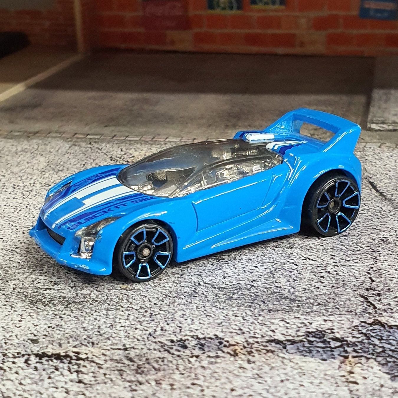 Hot Wheels Modellautos: Hot wheels Unboxed Quick n sik – Gebraucht aus rolle von