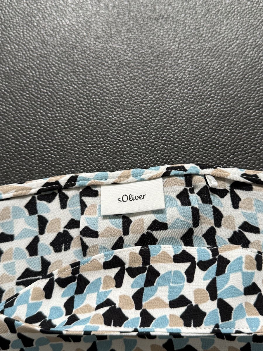 S.Oliver Camicette: S.Oliver Blouse Size 36, Patterned, Blue Accents – Usato da Horgen venduto da thesilverarrow 1