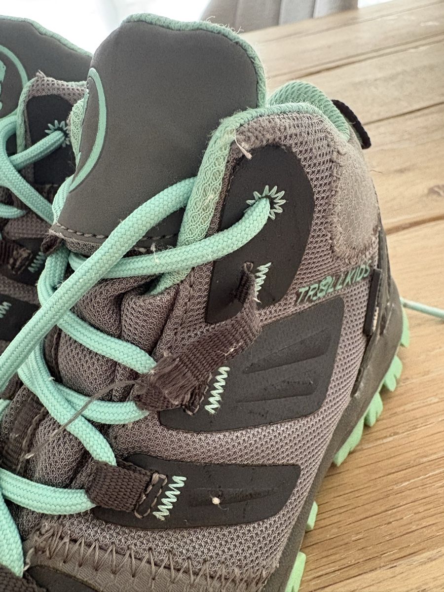 Chaussures hommes: Trollkids Wanderschuhe  – D'occasion à Buus par mum_t9cw 2