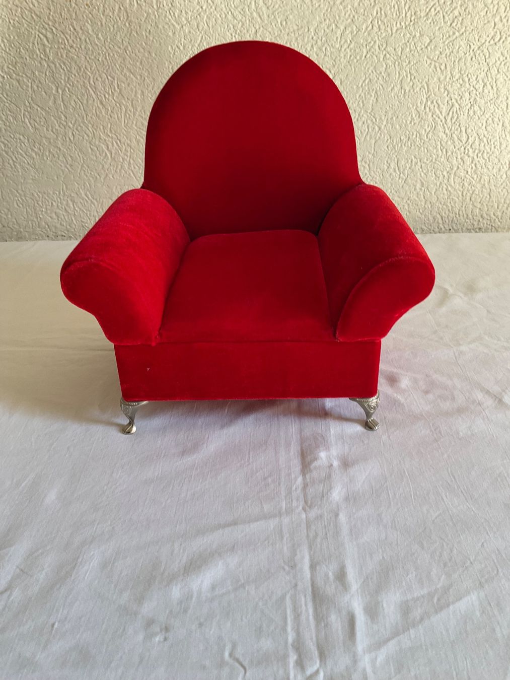 Coffrets à bijoux: Schmuckkasten , rot Samt – D'occasion à Bern par jas_8tz2 2