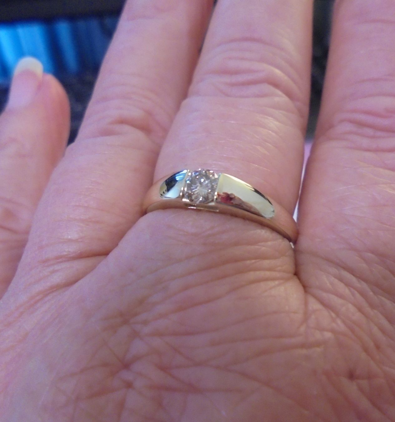 Anelli: Echtschmuck: Schokoladen-Diamant-Goldring. Grösse 56/18 – Nuovo (secondo la descrizione) da Zuchwil venduto da maumauchi