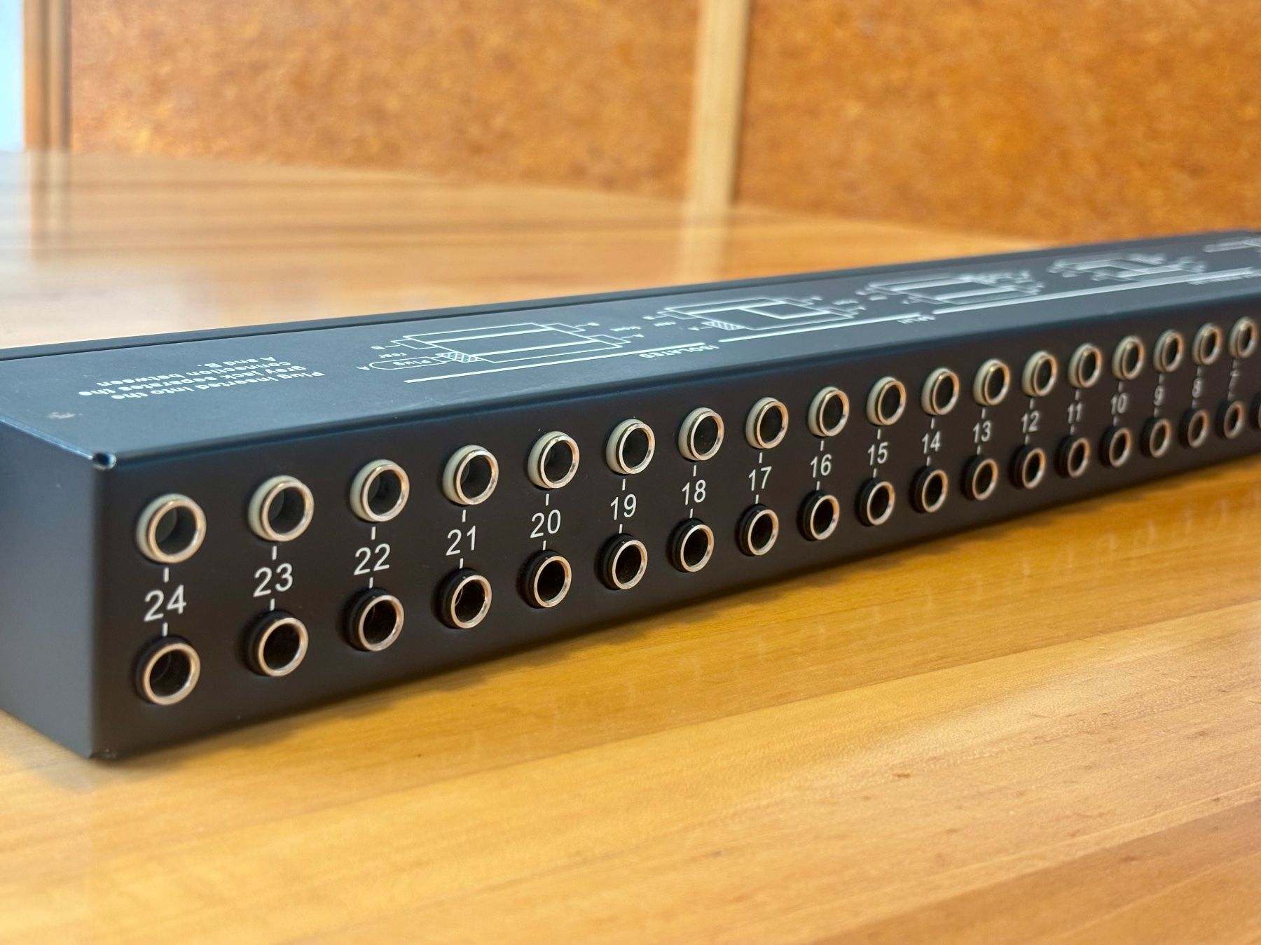 Strumenti musicali: Neutrik NYS SPP-L1 - Patchbay Audio – Usato da Winterthur venduto da JAKU.SPACE 5