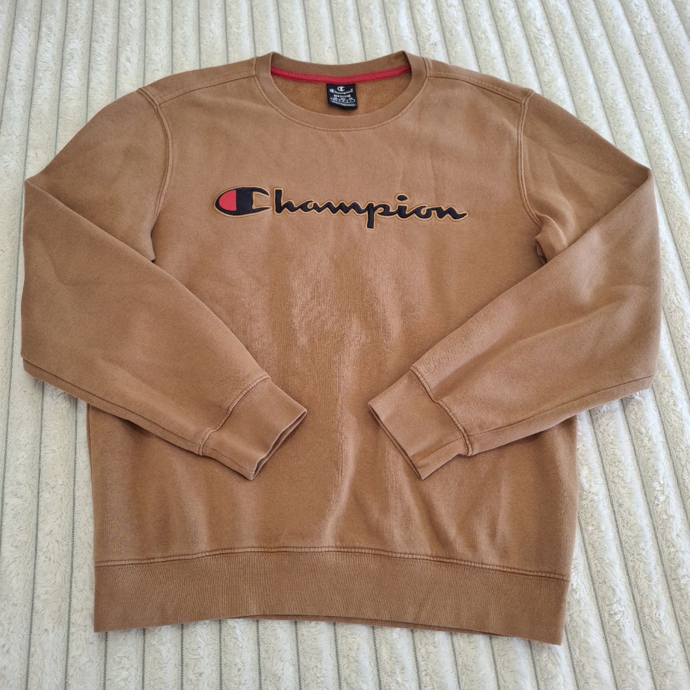 Champion Pullover & Sweatshirts: Champion  Pull brun  - Taille M – Gebraucht aus Le Locle von QualiteExpress 1