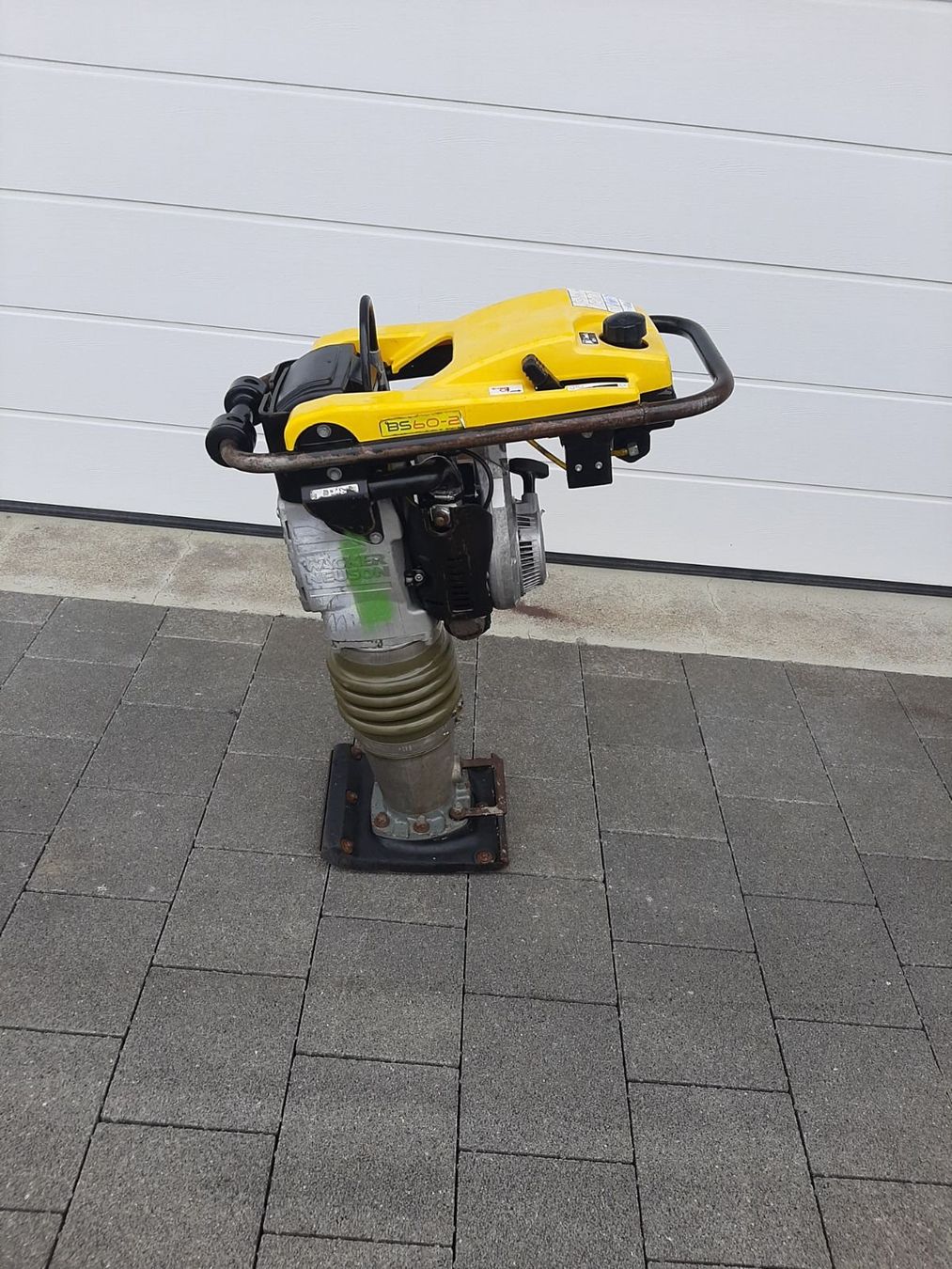 Wacker Neuson Toutes les machines: Grabenstampfer Rammer Wacker Neuson – D'occasion à Rain par Kleinmoto