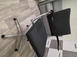 Coiffeur  Stuhl mit Hebevorrichtung