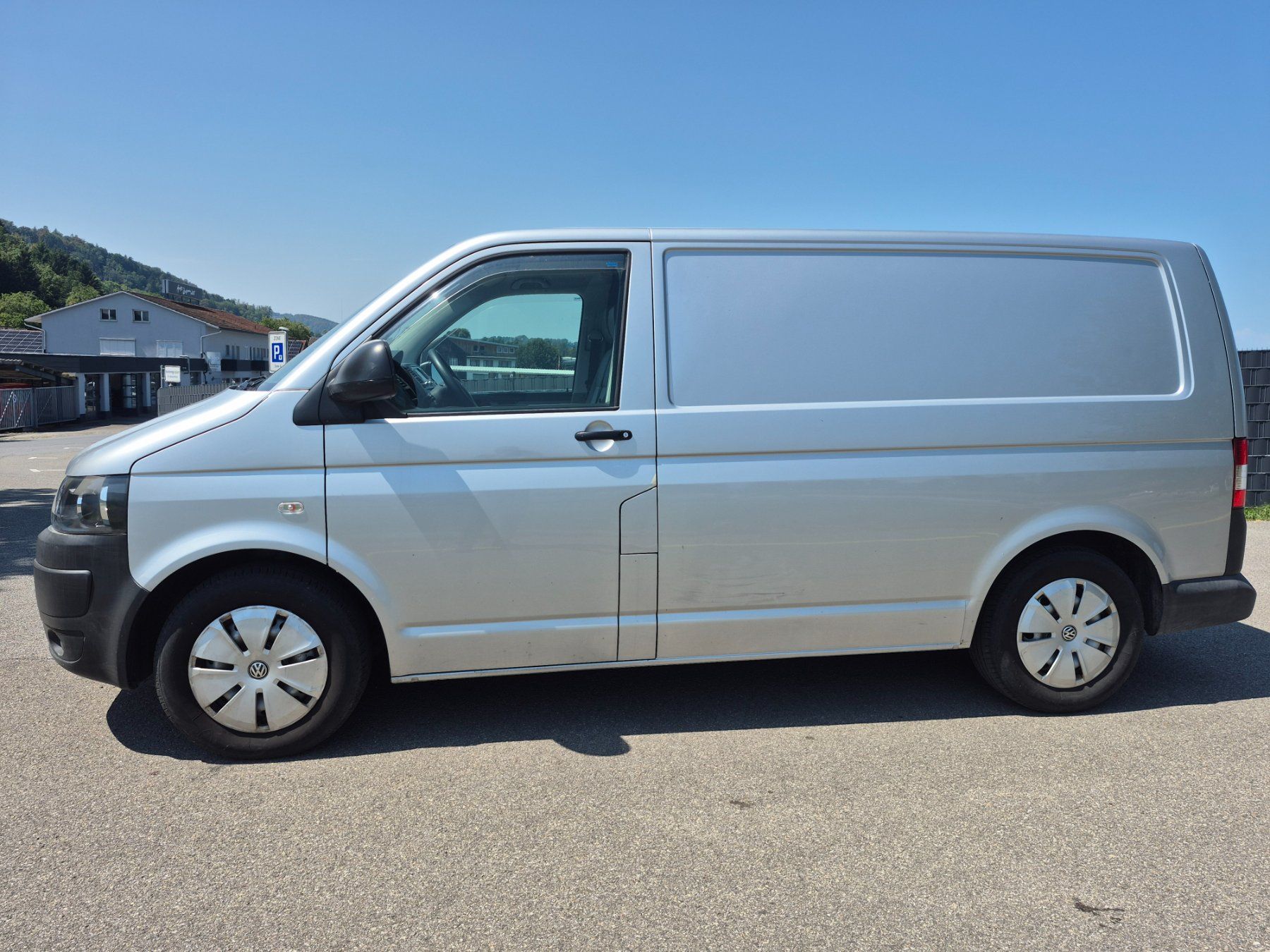 VW Nutzfahrzeuge: Volkswagen T5  2.0 AB MFK – Gebraucht aus St. Margrethen von Autozentrum1 2