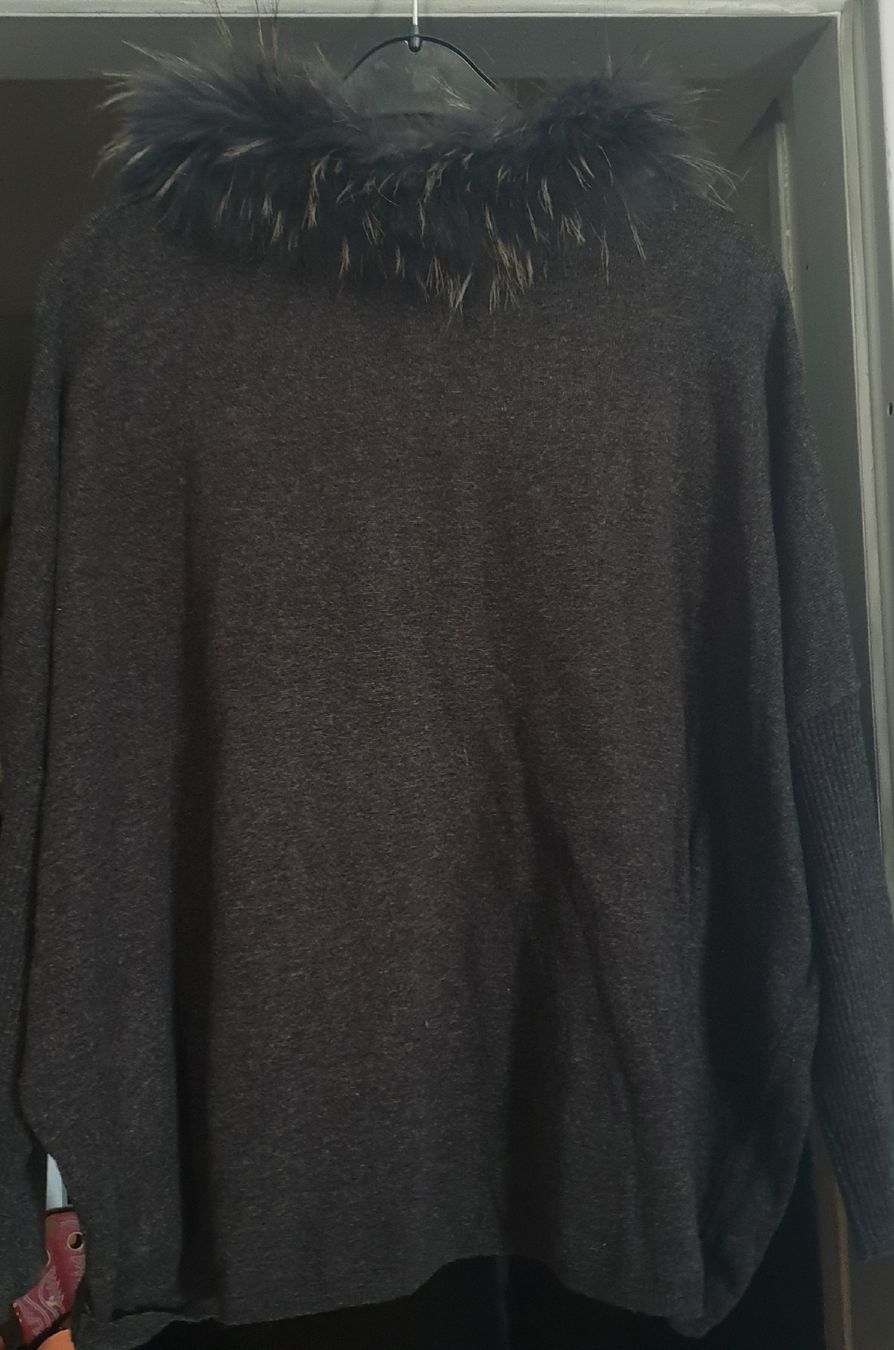 Maglioni & Felpe: Version Feminin, schöner Pullover mit Echtfellkragen EHG – Nuovo (secondo la descrizione) da Frenkendorf venduto da Moon111 4