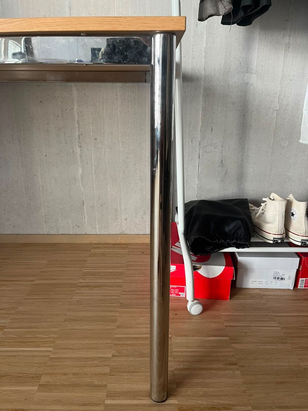 Scrivanie: Grosser Holz-Schreibtisch – Usato da Zürich venduto da pab_cl9h 3