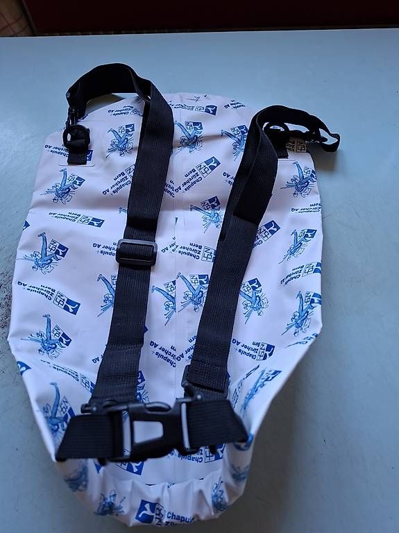 Rucksäcke: Wasserfester Rucksack 30 Liter zu verkaufen. – Neu (gemäss Beschreibung) aus Meikirch von chrigeli06 3