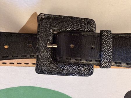 Neu NURAGE Gürtel echt LEDER Stingray Leder schwarz