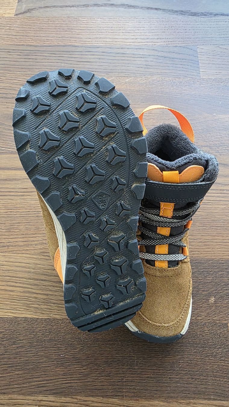 Decathlon Chaussures garçon: QUECHUA Warme, wasserdichte Wanderschuhe - 29 – D'occasion à Zug par bandita87 1