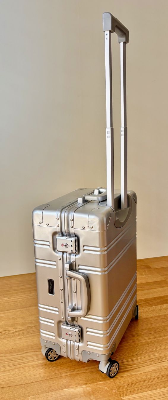 Reisekoffer: Royal Class Travel Line Aluminium Premium-Koffer Handgepäck – Neu (gemäss Beschreibung) aus Zürich von SierraKilo 1