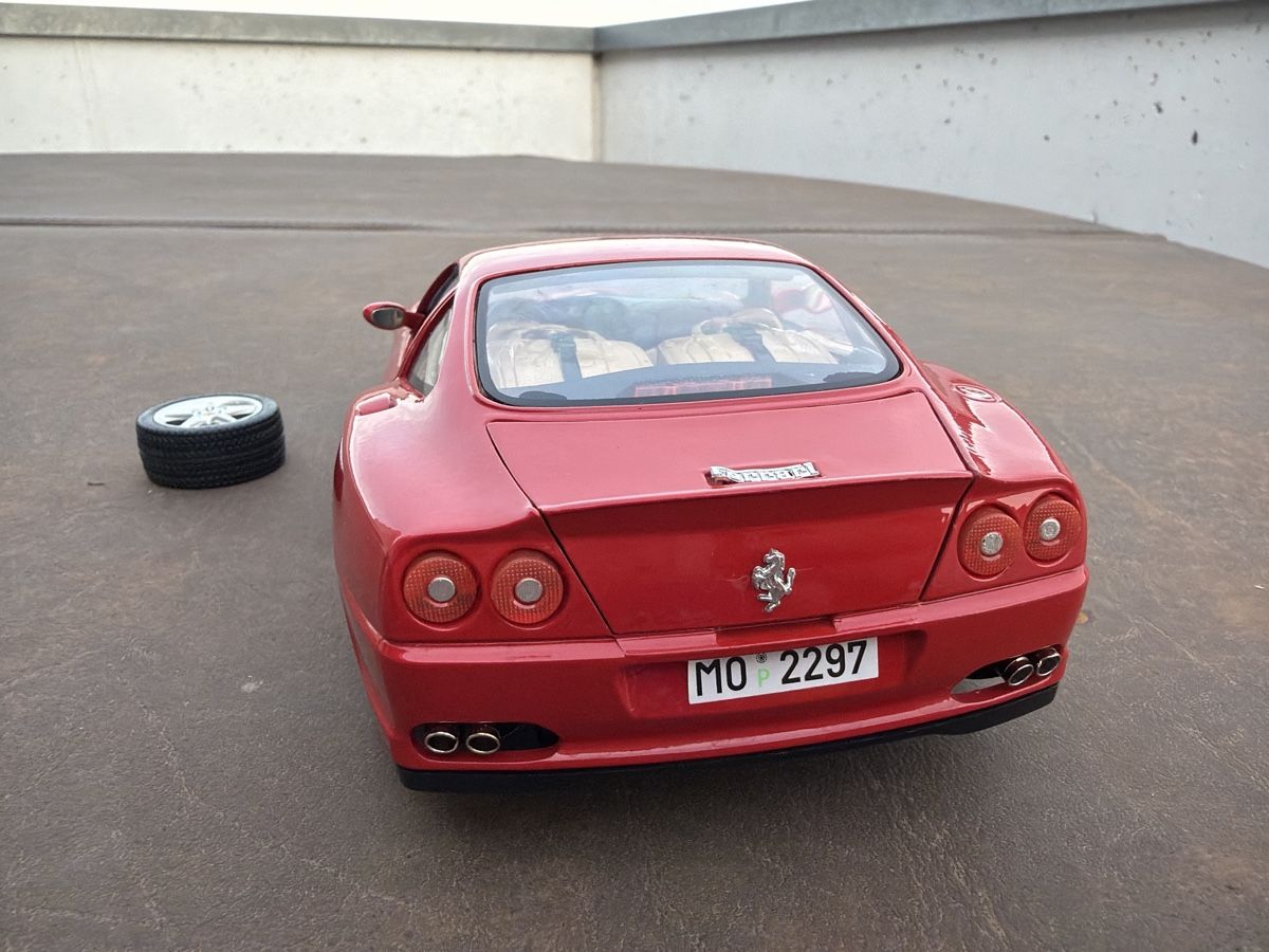 Bburago Modellini d'auto: Ferrari 550 Maranello - 1/18 - Bburago – Usato da Wolfwil venduto da Rolex1 2