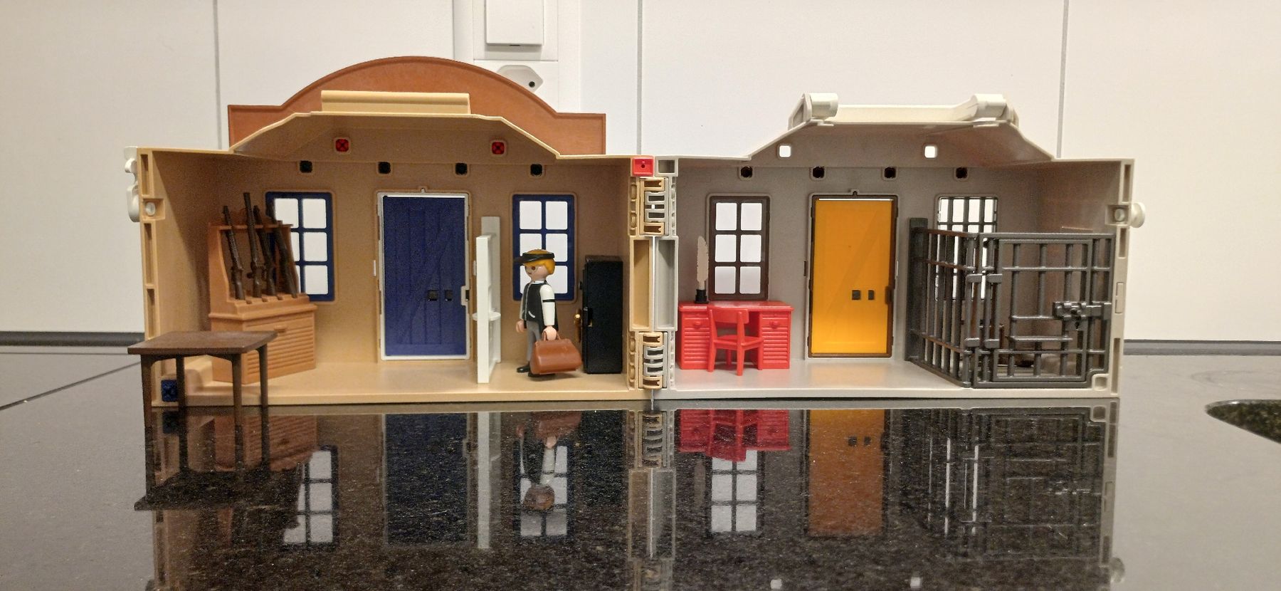 Playmobil Giocattoli: Playmobil Cowboy – Usato da Kriens venduto da Nikamii 1