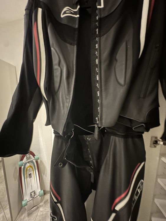 Alpinestars Ensembles & Tailleurs: Alpinestars Motorrad Lederkombi, Top Zustand, Grösse 48 – Neuf (Voir description) à Schaffhausen par jay_wl2q 2