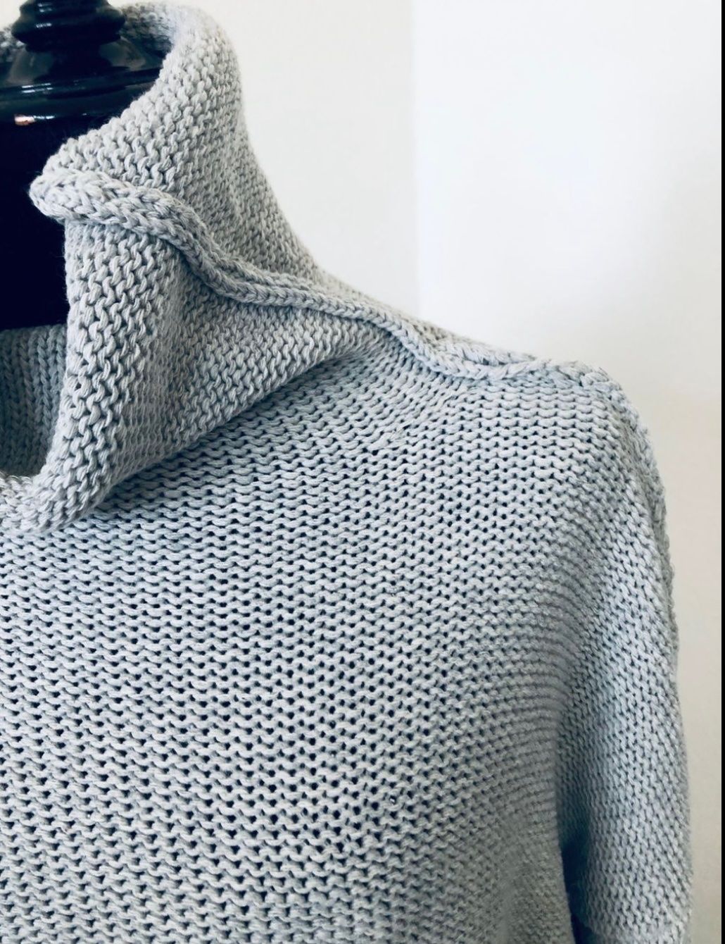 Maglioni & Felpe: Grauer Strickpullover mit Rollkragen - Kuschelig warm! – Usato da Muensingen venduto da drleevsy 4