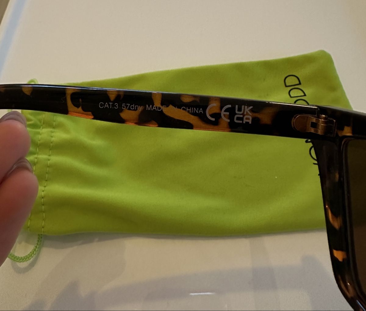 Occhiali & Lenti: Sonnenbrille – Usato da St. Gallen venduto da raphaela_99 2