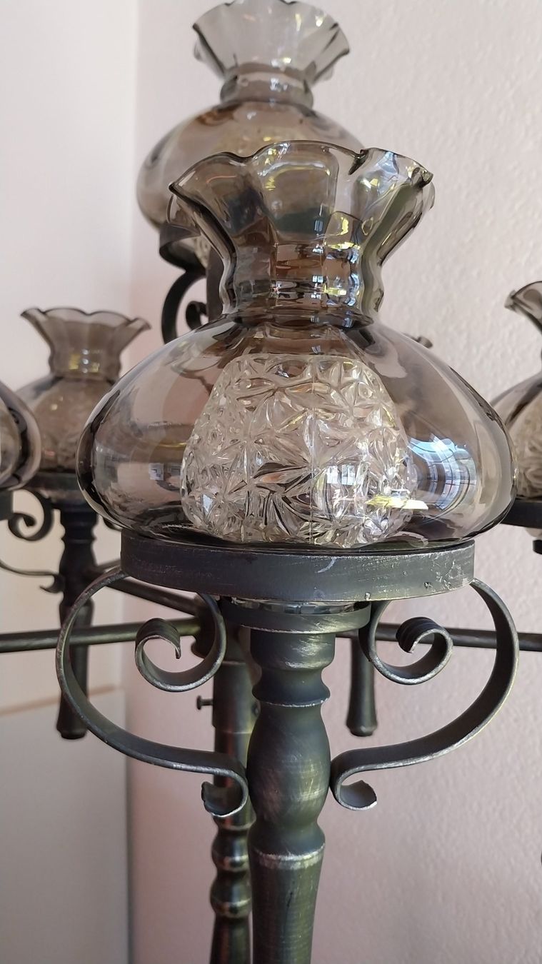 Lampade: Antike grosse Stehlampen – Usato da Staufen venduto da Sunsetranch 4