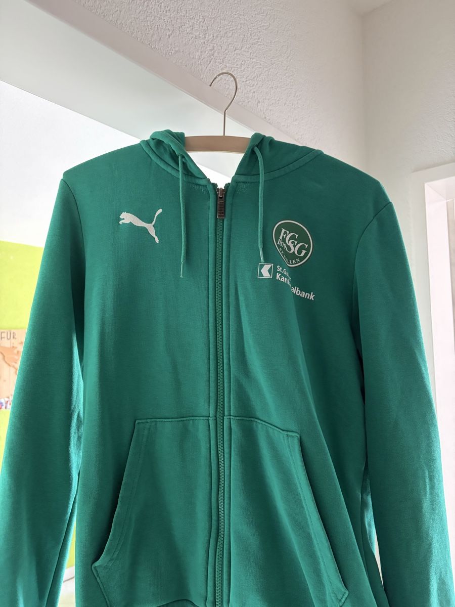 Puma Jacken: FCSG Jäckli – Gebraucht aus St. Gallenkappel von fla_5lm9 1