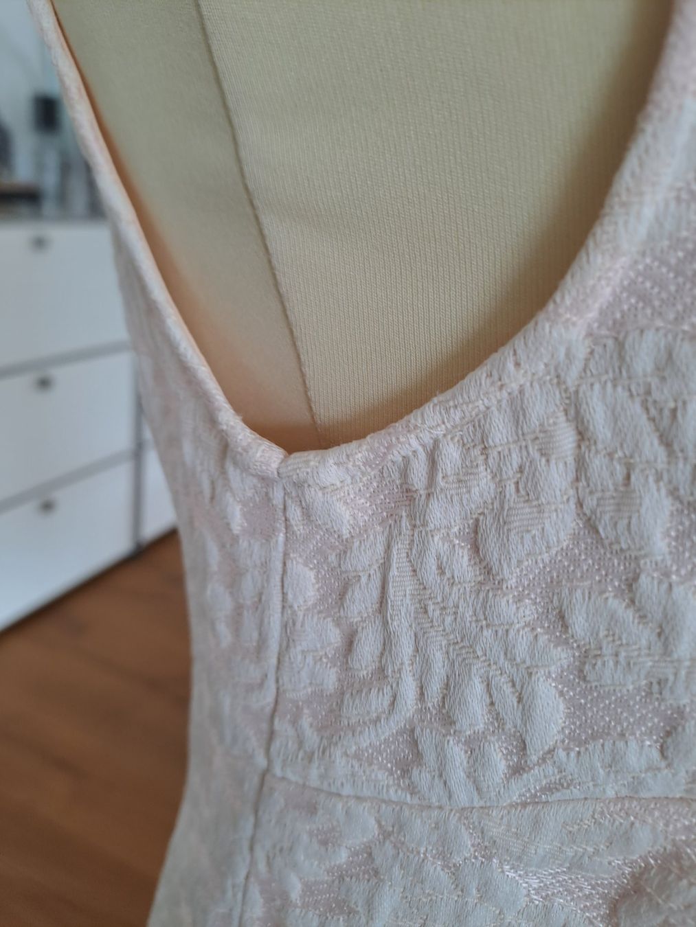 Vestiti: Brokat Kleid – Usato da Mettau venduto da Rewima 6