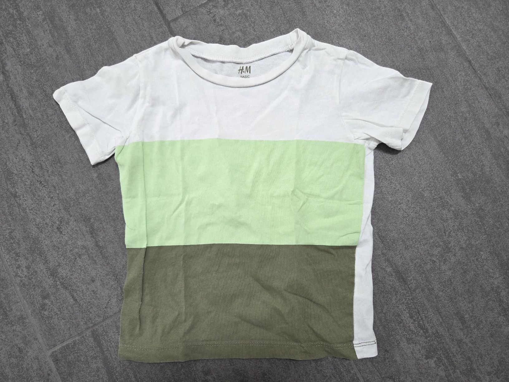 H&M Hemden, T-Shirts & Polos: H&M T-Shirt, Gr. 98/104 – Gebraucht aus Hüntwangen von ManuM2014