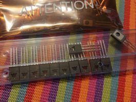20 Stk Si-NPN Darlington 60V 4A - BD677A von STM