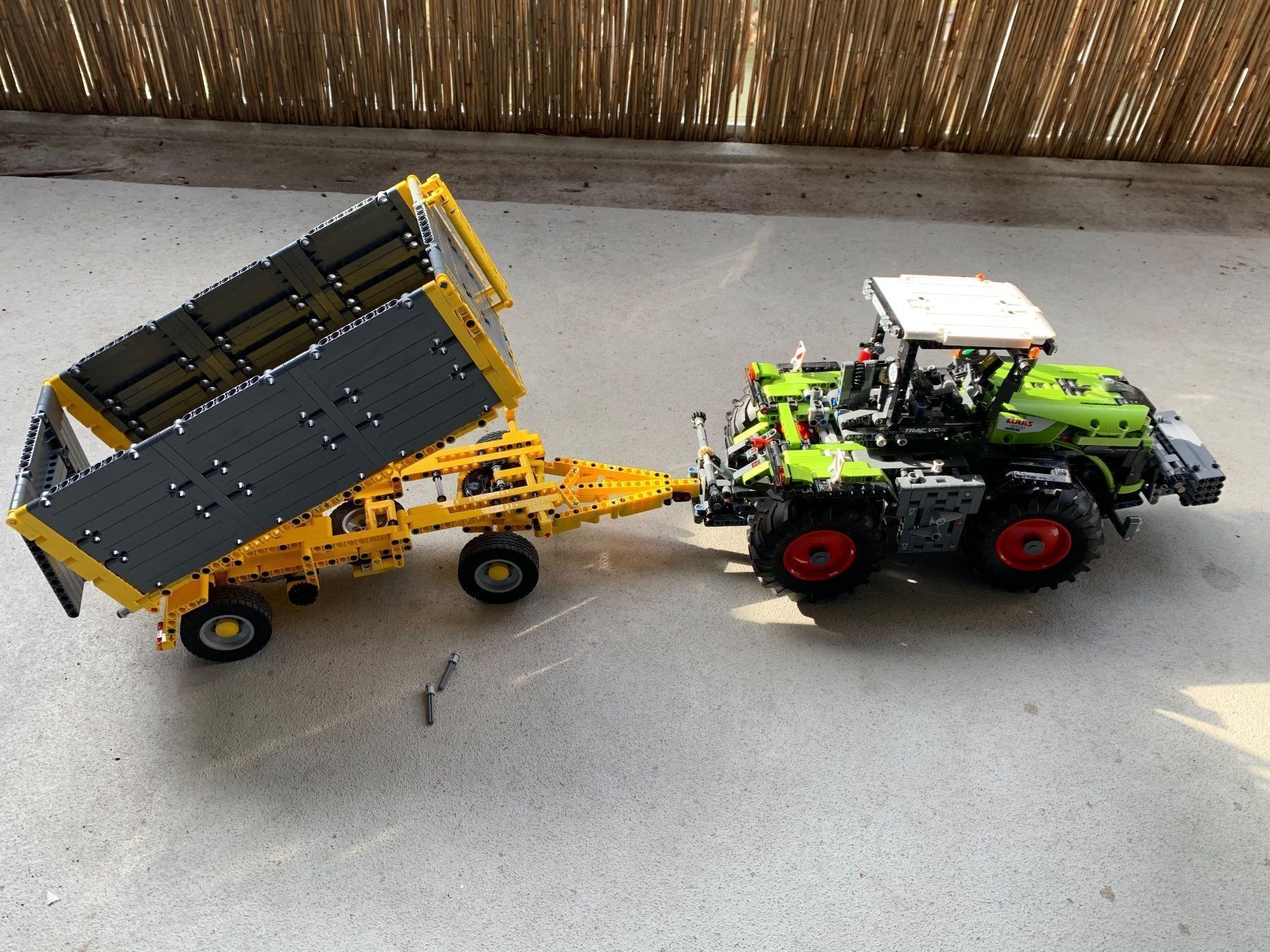 Lego Kit di costruzioni: Lego Technic - Claas Dreiseitenkipper – Usato da Salmsach venduto da ram82 4