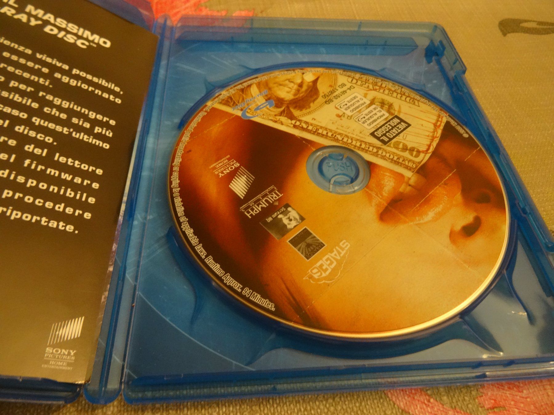 Tutti i DVDs: Zombie Strippers Blu-Ray ITALIENISCH, ENGLISCH, SPANISCH – Usato da Olten venduto da Disc-Verkauf 1