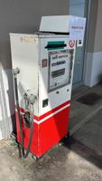 Avia 2 Tankt Töfflitankstelle / Tanksäule / Tankstelle