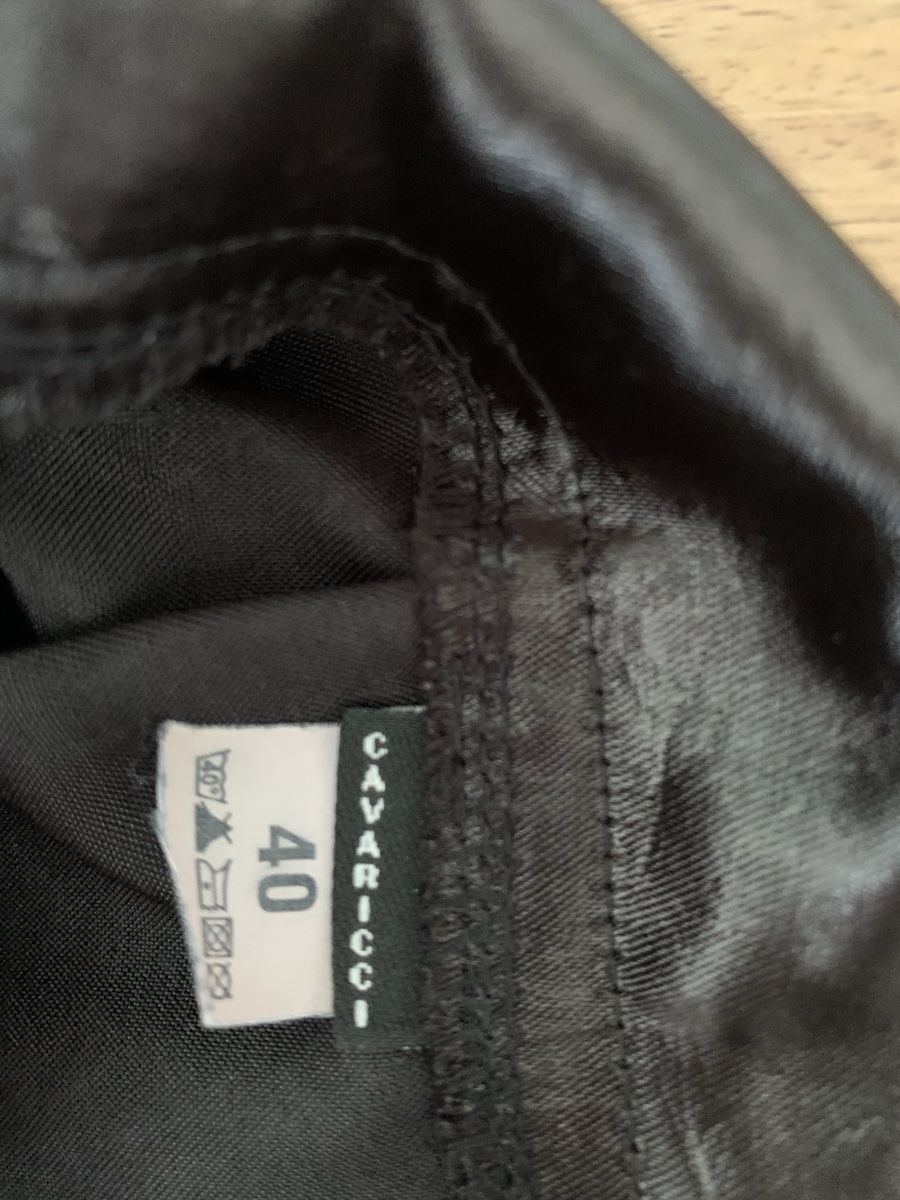 Gonne: Schicker Cavaricci Minirock, Lederoptik, Grösse 36 – Usato da Neuendorf venduto da LadystreetL 4