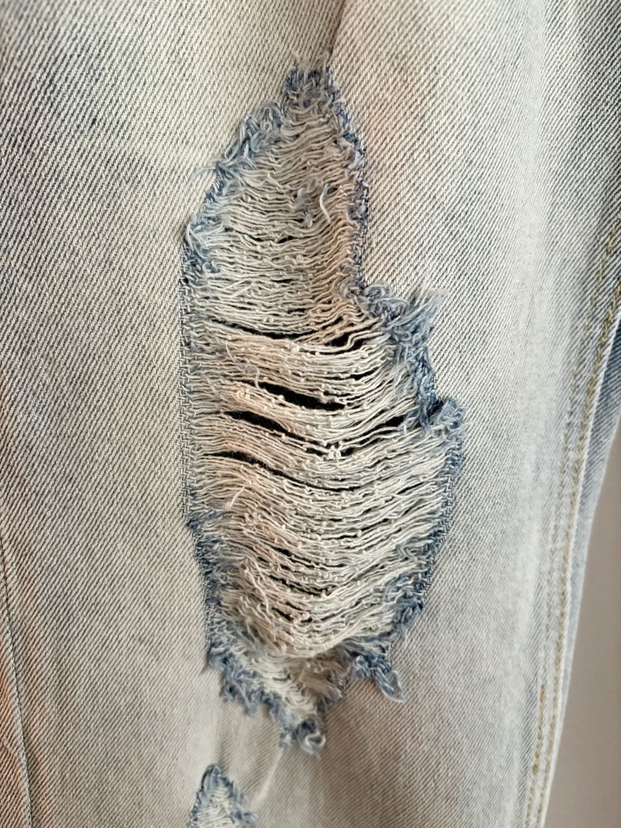 Jeans: Vintage Distressed Jeans Damen- Unique Style – Neu (gemäss Beschreibung) aus Zürich von ron_t88f 2