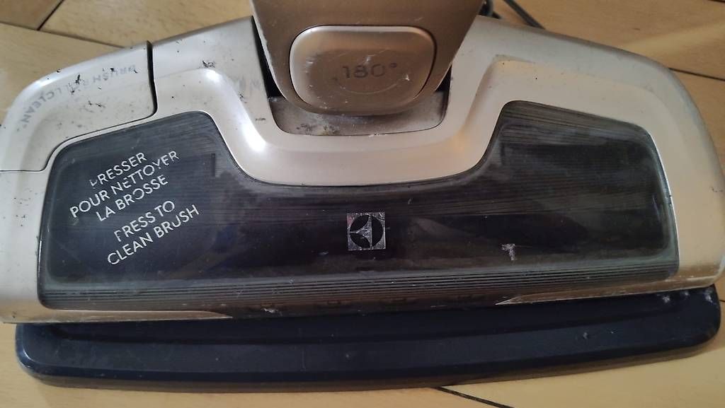 Aspirapolveri & Accessori: Aspirapolvere a due pezzi, Electrolux – Usato da Viganello venduto da millo 2