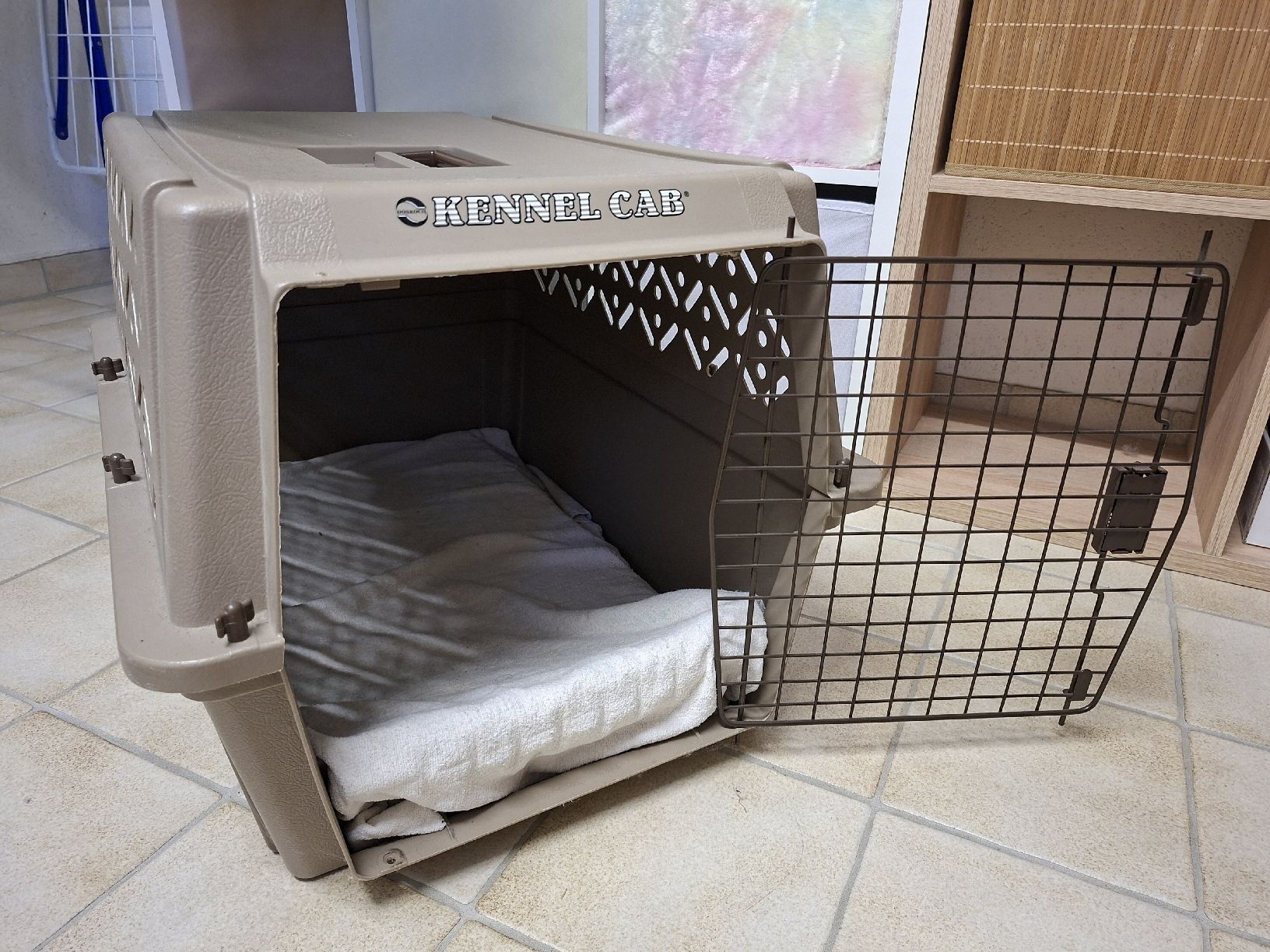 Gabbie, trasporto & Sicurezza: Hundebox Flugbox – Nuovo (secondo la descrizione) da Waltenschwil venduto da Cassie11
