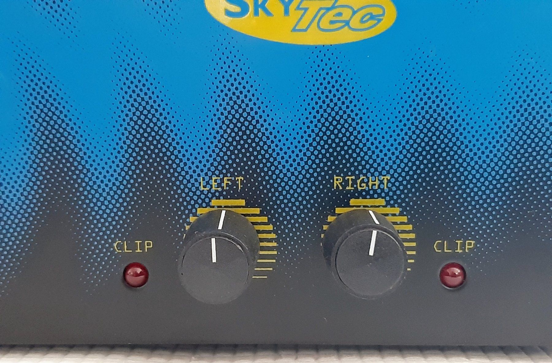 Amplificatori: SkyTec PA2150 Professional Amplifier – Usato da Zürich venduto da Zurich 5
