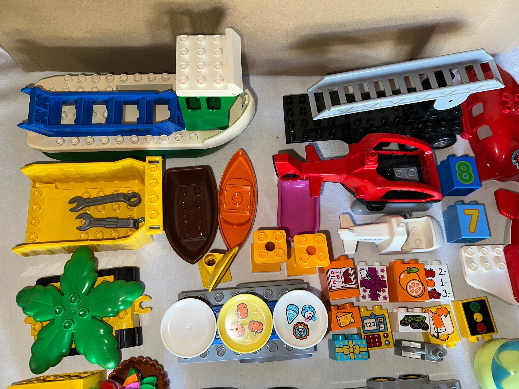 Lego Kit di costruzioni: Lot de plus de 50 pièces Lego-Duplo – Usato da Ste-Croix venduto da mjmg 2