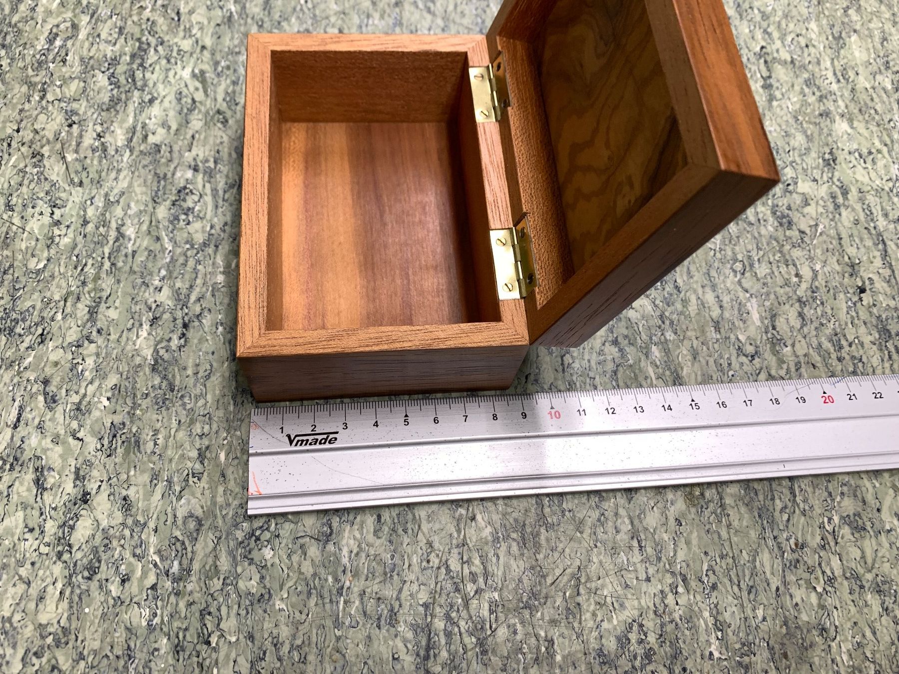 Coffrets à bijoux: Holzschatulle mit Vogelmotiv, Schmuckkästchen – D'occasion à Rickenbach SZ par Frickler 4