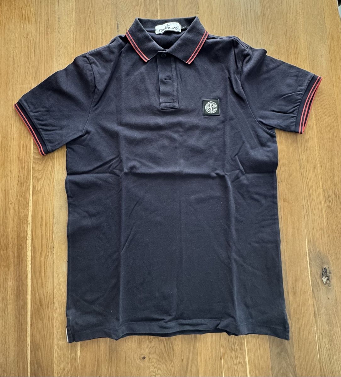 Stone Island Polo-Shirts: Stone Island Polohemd (M) – Gebraucht aus Gränichen von Buc-ees