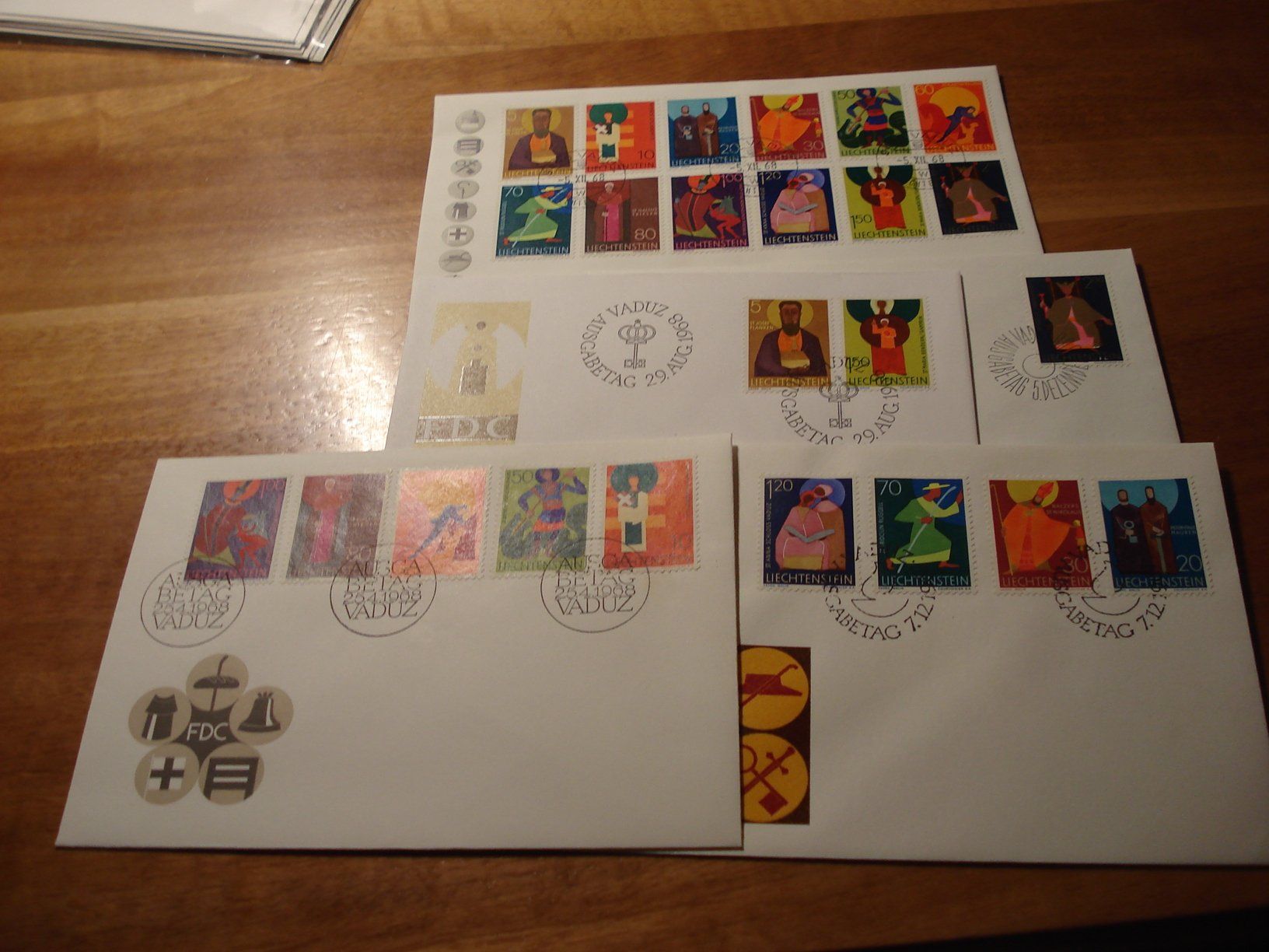 Alle Briefmarken: Liechtenstein FDC + Satzbrief Dauermarken 1968, 5 Belege – Gebraucht aus Niederwil AG von morostahu 2